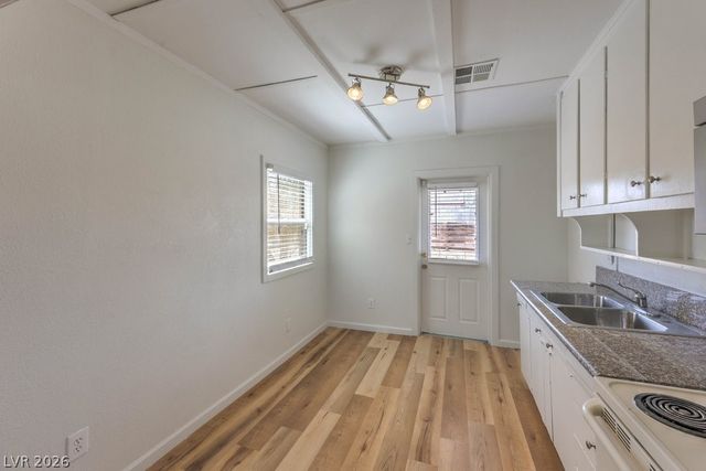 10 California Way, Henderson, NV 89015