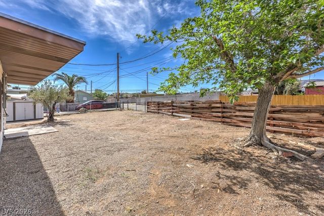 10 California Way, Henderson, NV 89015