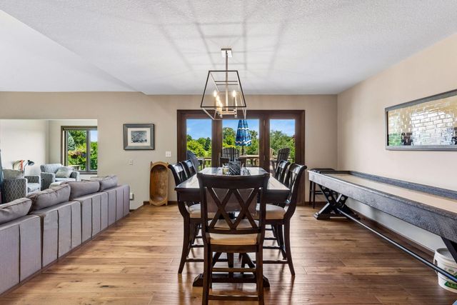 18018 Judicial Way N, Lakeville, MN 55044