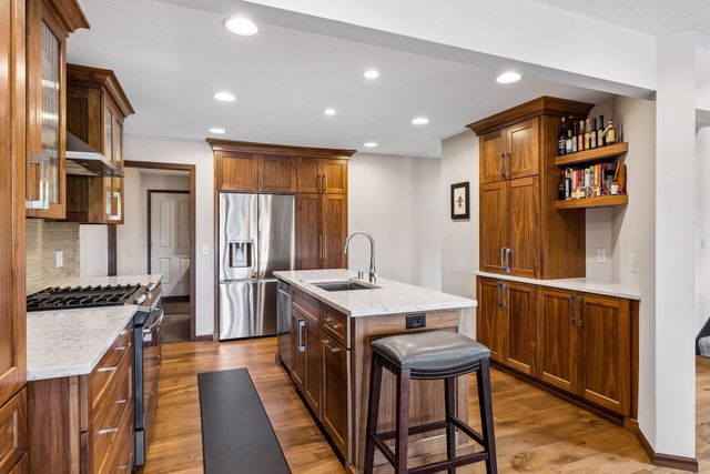 18018 Judicial Way N, Lakeville, MN 55044