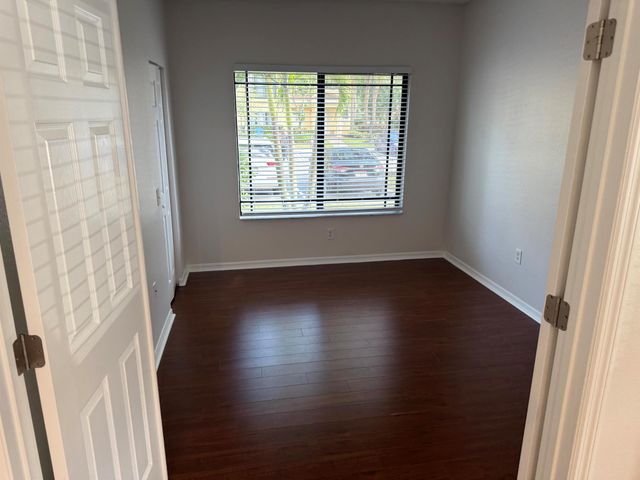 2802 Sarento Place 115, Palm Beach Gardens, FL 33410