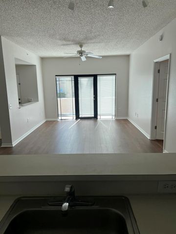 2802 Sarento Place 115, Palm Beach Gardens, FL 33410