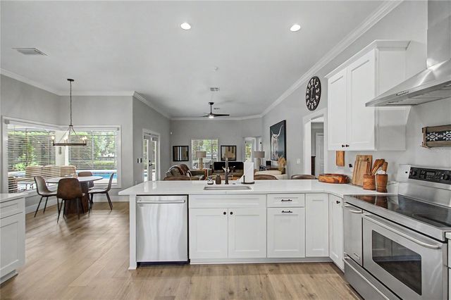 12913 COUNTY ROAD 104B, Oxford, FL 34484