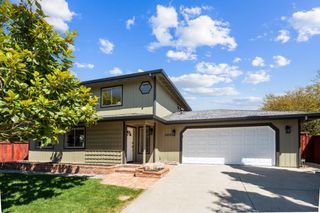 2430 Camden Court, Santa Cruz, CA 95065