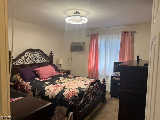 27 Melmore Gdns, East Orange City, NJ 07017