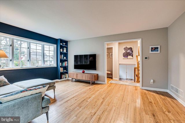 34 PROSPECT AVE, Plainsboro, NJ 08536