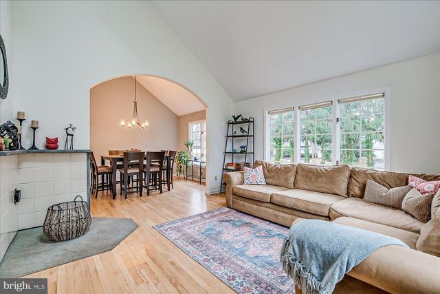 34 PROSPECT AVE, Plainsboro, NJ 08536