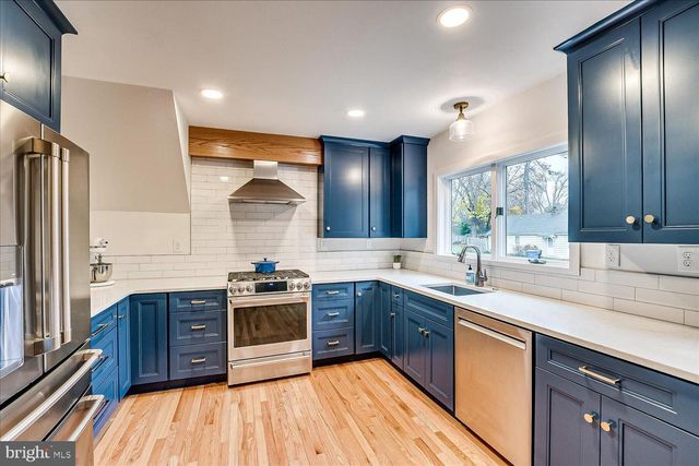 34 PROSPECT AVE, Plainsboro, NJ 08536