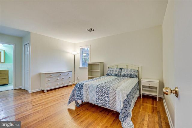 34 PROSPECT AVE, Plainsboro, NJ 08536