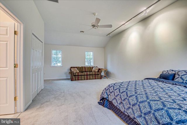 34 PROSPECT AVE, Plainsboro, NJ 08536