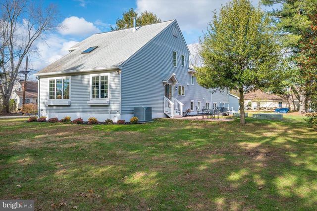 34 PROSPECT AVE, Plainsboro, NJ 08536