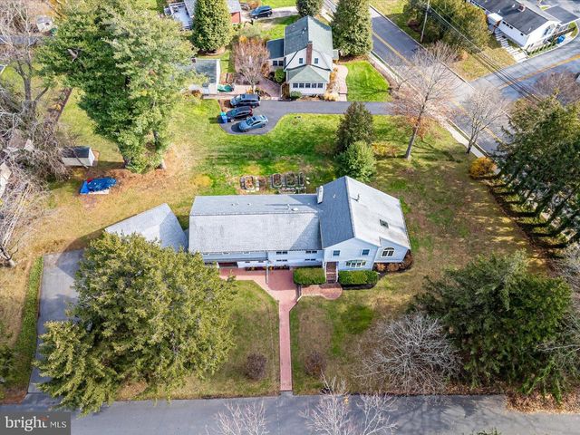 34 PROSPECT AVE, Plainsboro, NJ 08536