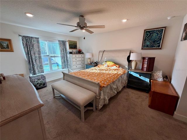 2225 ANGEL FISH LOOP, Leesburg, FL 34748