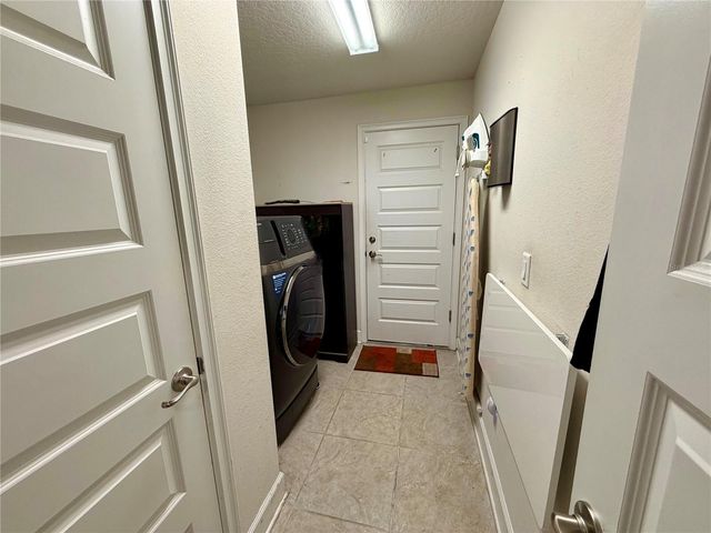 2225 ANGEL FISH LOOP, Leesburg, FL 34748