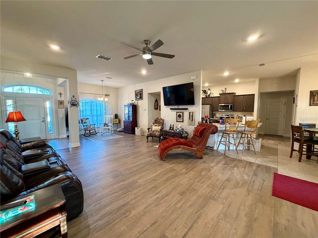 2225 ANGEL FISH LOOP, Leesburg, FL 34748