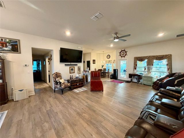 2225 ANGEL FISH LOOP, Leesburg, FL 34748