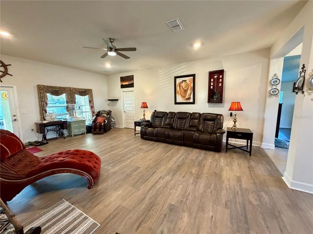 2225 ANGEL FISH LOOP, Leesburg, FL 34748