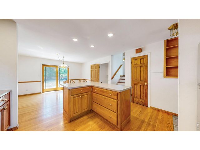 915 Yale Rd, Boulder, CO 80305