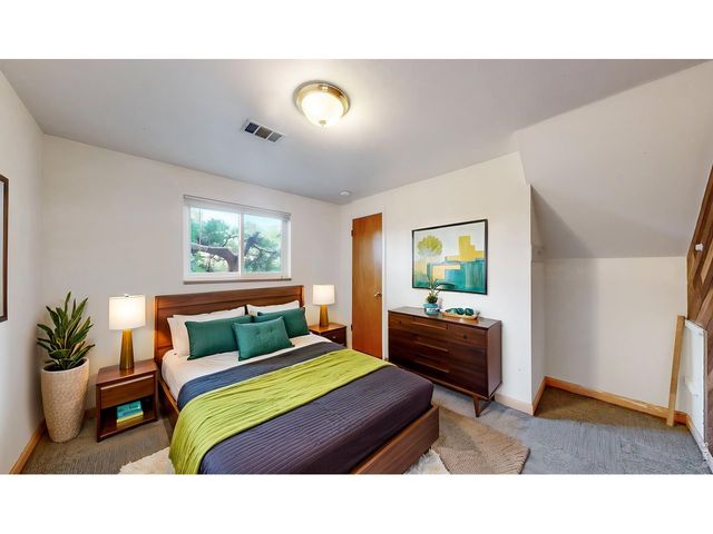 915 Yale Rd, Boulder, CO 80305