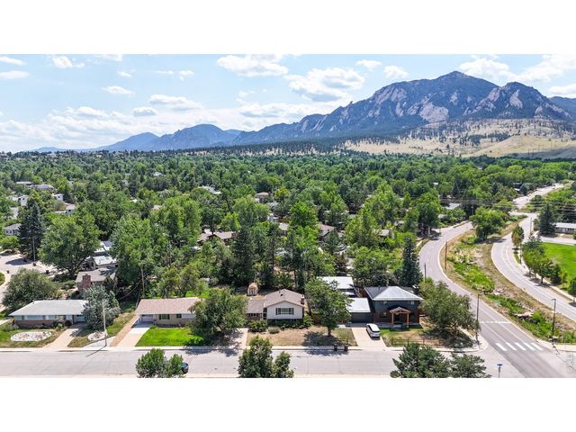915 Yale Rd, Boulder, CO 80305