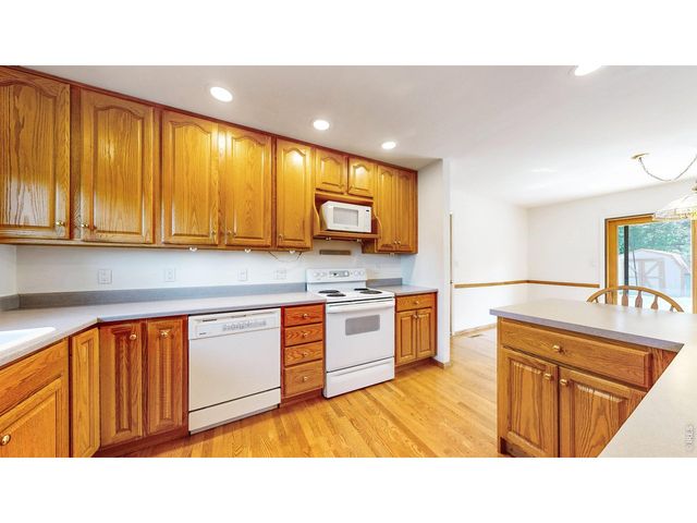 915 Yale Rd, Boulder, CO 80305