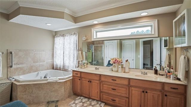293 Stonington Lane, Jesup, GA 31546
