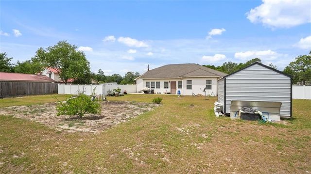 293 Stonington Lane, Jesup, GA 31546