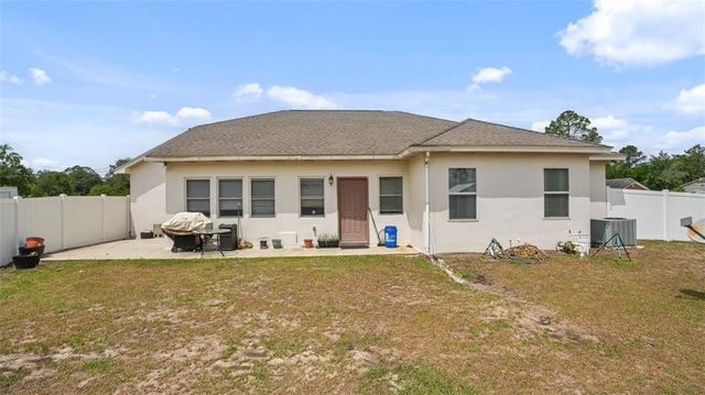 293 Stonington Lane, Jesup, GA 31546