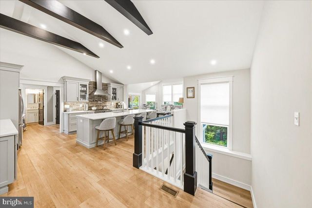 12 LAFAYETTE AVE, Haddonfield, NJ 08033