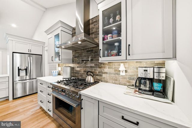 12 LAFAYETTE AVE, Haddonfield, NJ 08033