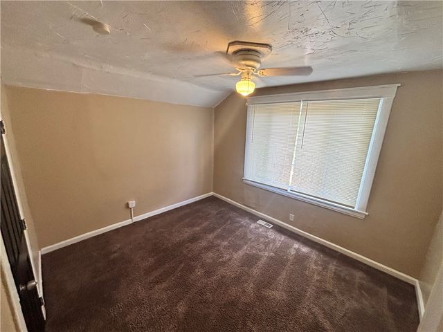 235 Arabella, Knoxville, PA 15210