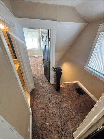 235 Arabella, Knoxville, PA 15210