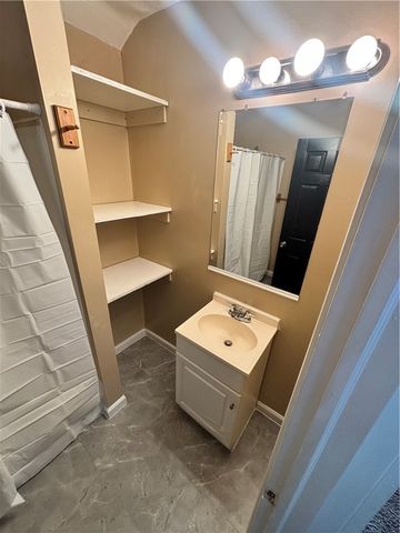 235 Arabella, Knoxville, PA 15210