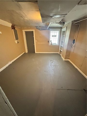 235 Arabella, Knoxville, PA 15210