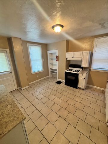 235 Arabella, Knoxville, PA 15210