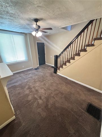 235 Arabella, Knoxville, PA 15210