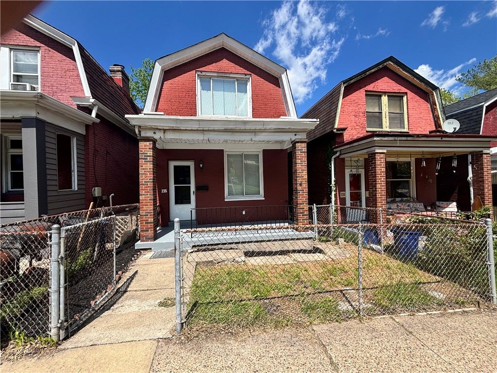 235 Arabella, Knoxville, PA 15210