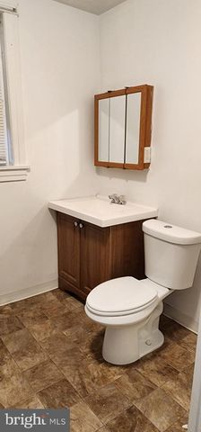 2412 N MADISON ST, Wilmington, DE 19802