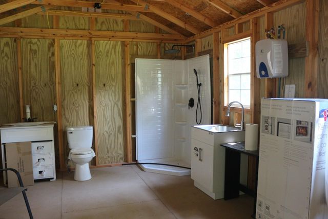 175 Cloverdale, Livingston, TX 77351
