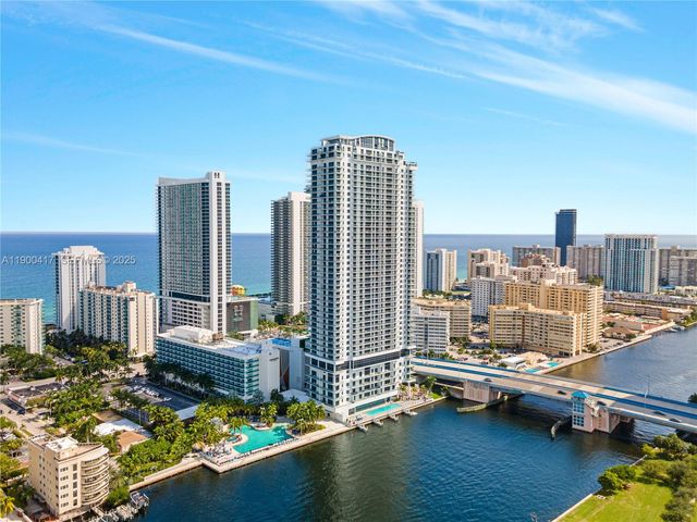 4010 S Ocean Drive R1701, Hollywood, FL 33019