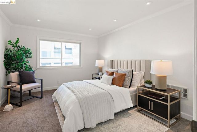 567 Oakland Ave 206, Oakland, CA 94611