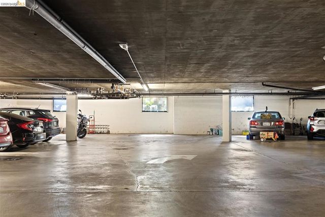 567 Oakland Ave 206, Oakland, CA 94611