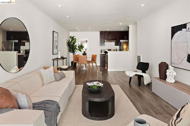 567 Oakland Ave 206, Oakland, CA 94611