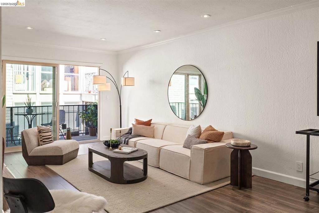 567 Oakland Ave 206, Oakland, CA 94611