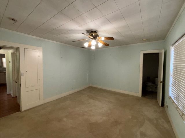 702 W Walnut Street, Coleman, TX 76834