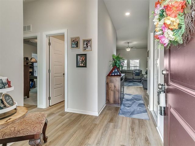 9013 Quapaw Creek Trail, Oklahoma City, OK 73160