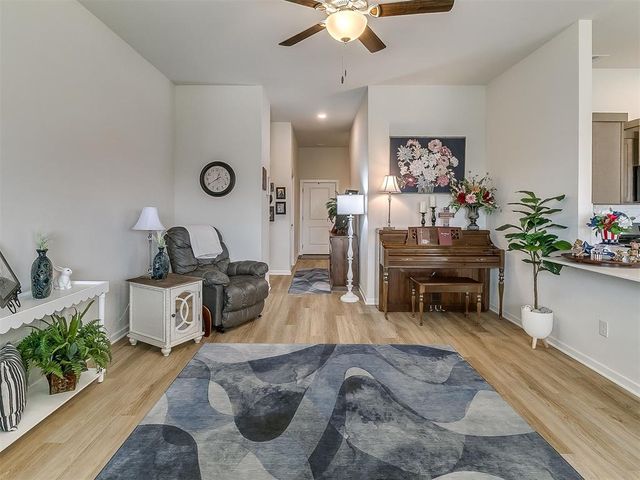 9013 Quapaw Creek Trail, Oklahoma City, OK 73160
