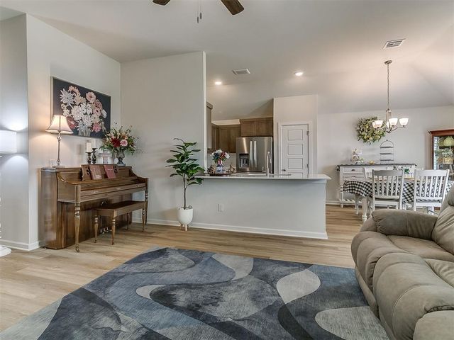 9013 Quapaw Creek Trail, Oklahoma City, OK 73160