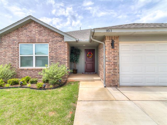 9013 Quapaw Creek Trail, Oklahoma City, OK 73160