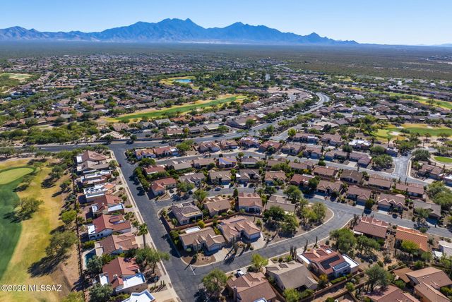 1955 E Cliff Swallow Trail, Green Valley, AZ 85614